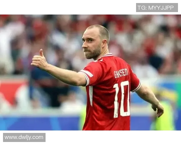 富家公子如何在足球场上逆袭成明星的传奇故事与人生启示